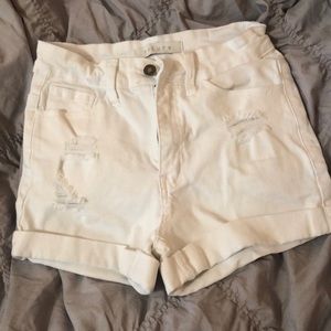 Nature White Distressed Shorts